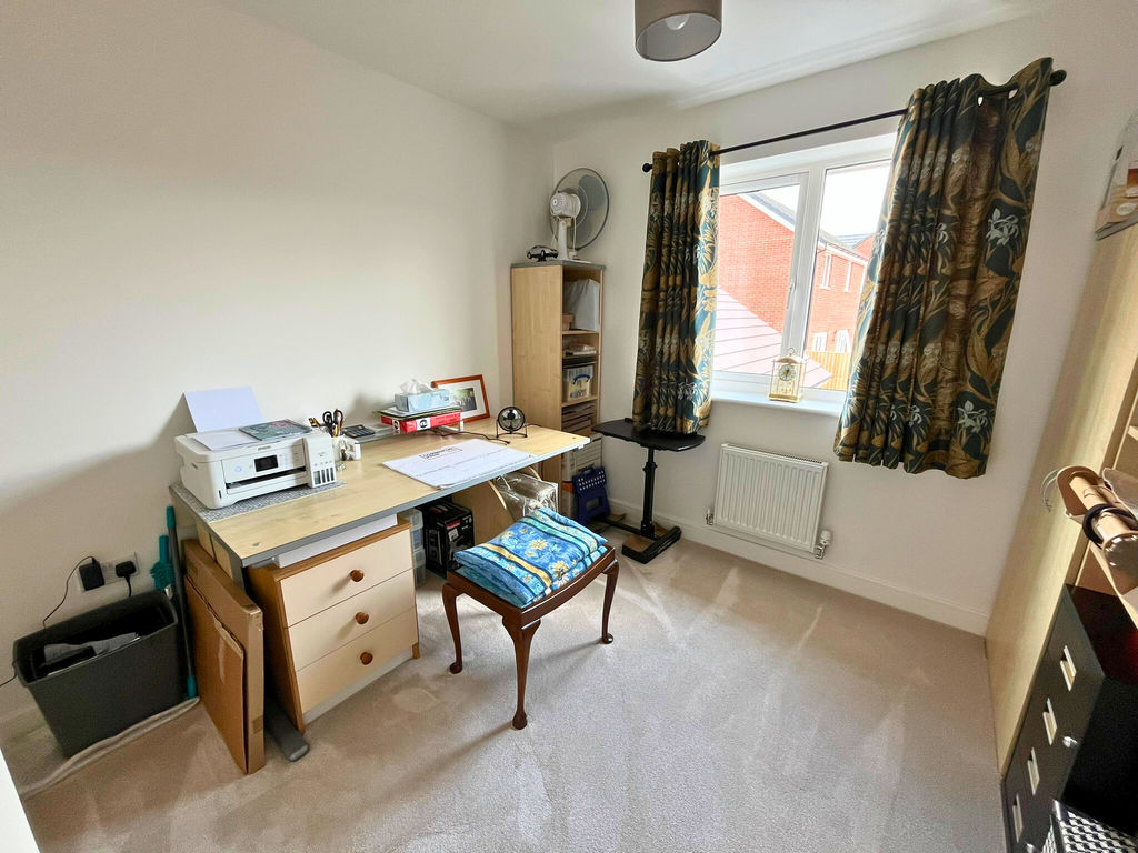 8 Bullrush Close